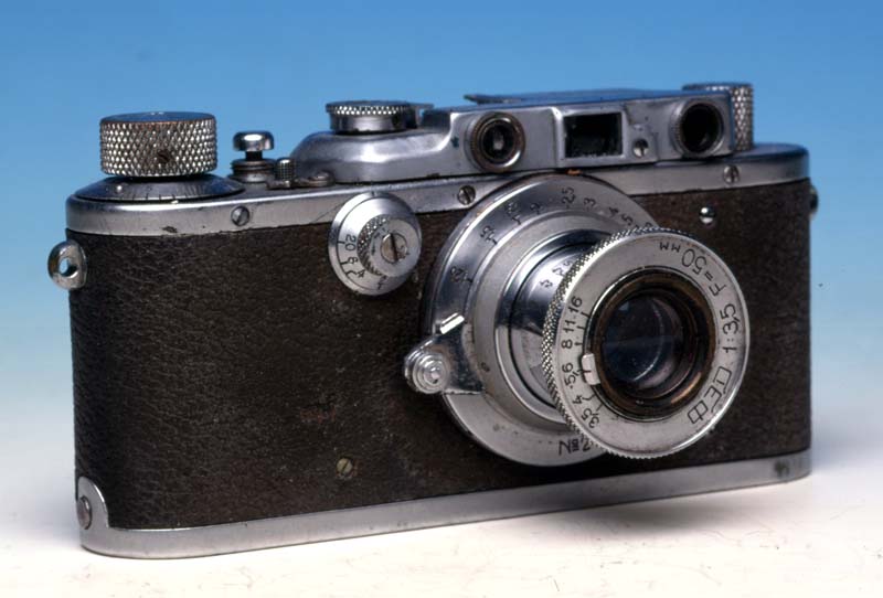 Faux Leica  (3/4 face)