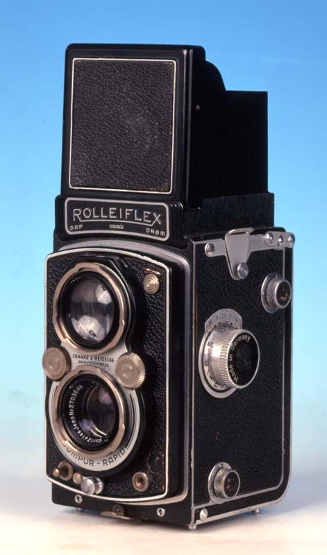 Rolleiflex automat (3/4 face)