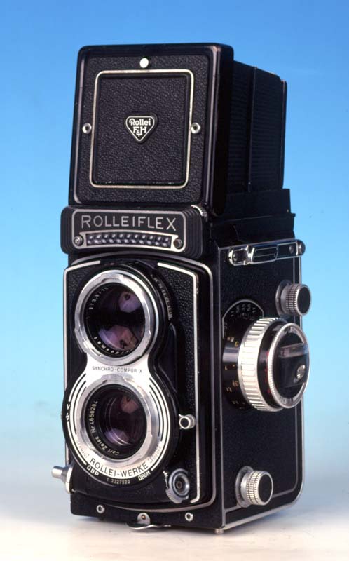 Rolleiflex T noir (3/4 face)