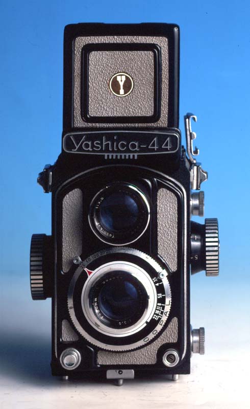 Yashica  44A (face)