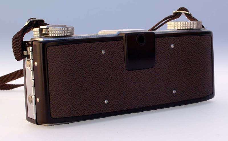 Kodak Stereo : l'appareil de 3/4 arrière.