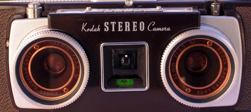 Kodak Stereo : les objectifs jumeaux.