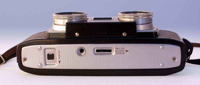 Kodak Stereo : le dessous de l'appareil.